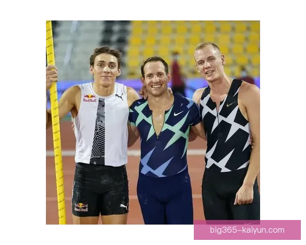 J1联赛最佳射手荣耀加冕，状态回升助力球队冲击冠军