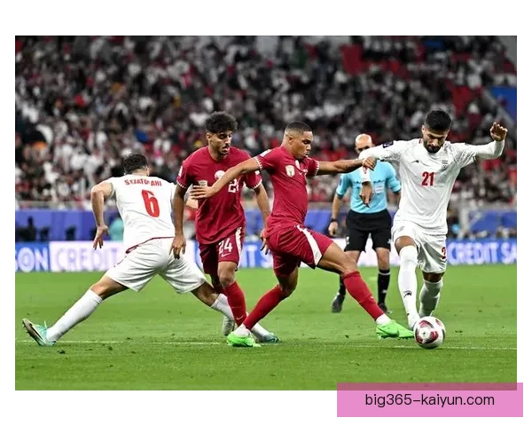 历史积分榜再现巅峰对决：足球劲旅争霸赛场精彩回顾