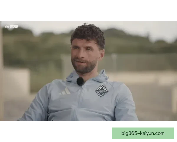 穆勒技术特点揭示其持续提升的赛季状态与表现分析